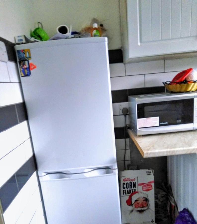Comfortable Double Bedroom In London ホーンチャーチ エクステリア 写真